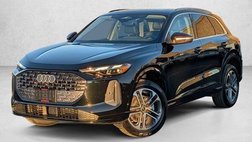 2025 Audi Q5 quattro Premium TFSI