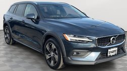 2021 Volvo V60 Cross Country T5