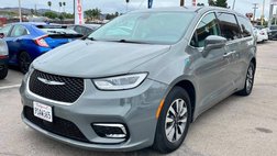 2022 Chrysler Pacifica Hybrid Touring L