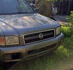 2004 Nissan Pathfinder SE