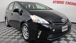 2014 Toyota Prius v Five