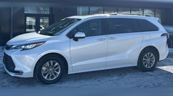 2023 Toyota Sienna XLE