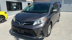 2018 Toyota Sienna LE