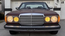 1983 Mercedes-Benz 300-Class 300 CD