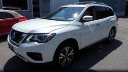 2017 Nissan Pathfinder SL