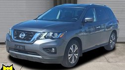 2017 Nissan Pathfinder SL