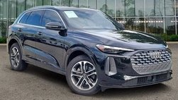 2025 Audi Q5 quattro Premium TFSI