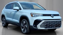 2025 Volkswagen Taos SE 4Motion