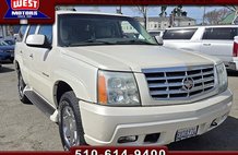 2004 Cadillac Escalade Base
