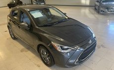 2020 Toyota Yaris Hatchback LE
