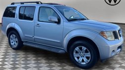 2007 Nissan Pathfinder LE
