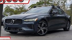 2022 Volvo S60 Recharge T8 R-Design