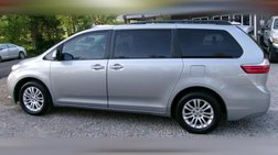 2016 Toyota Sienna XLE Premium 8-Passenger