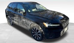 2023 Volvo XC60 B5 Plus Dark Theme