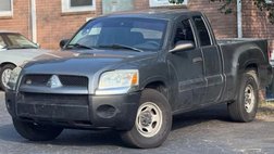 2007 Mitsubishi Raider LS