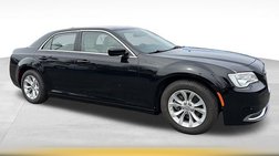 2022 Chrysler 300 Touring