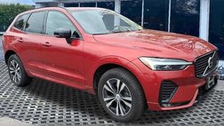 2024 Volvo XC60 B5 Core Dark Theme