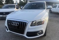 2012 Audi Q5 3.2 quattro Premium Plus