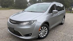 2017 Chrysler Pacifica Touring L FWD