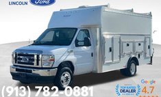 2025 Ford E-Series E-450 SD