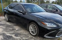 2019 Lexus ES 300h Luxury