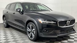 2025 Volvo V60 Cross Country B5 Plus