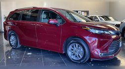 2023 Toyota Sienna XLE
