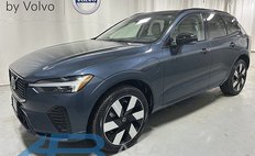 2025 Volvo XC60 T8 Plus Dark Theme
