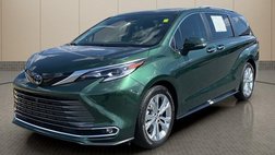 2023 Toyota Sienna Platinum 7-Passenger