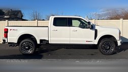 2025 Ford Super Duty F-350 Platinum