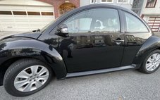 2008 Volkswagen New Beetle S
