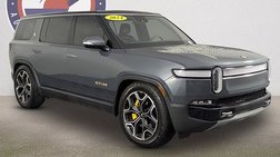 2024 Rivian R1S Adventure