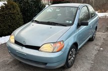 2002 Toyota Echo Base