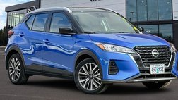 2022 Nissan Kicks SV