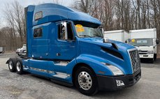 2018 Volvo Conventional Sleeper