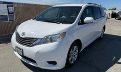 2014 Toyota Sienna LE
