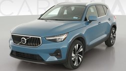 2023 Volvo XC40 B5 Plus Bright Theme