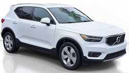 2021 Volvo XC40 T4 Momentum