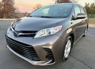 2020 Toyota Sienna LE