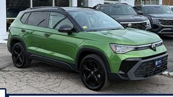 2025 Volkswagen Taos SE Black 4Motion