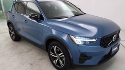 2024 Volvo XC40 Core