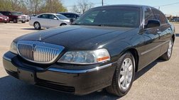 2011 Lincoln Town Car Signature Limited