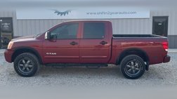 2014 Nissan Titan SV