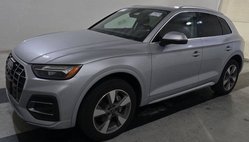 2022 Audi Q5 quattro Premium Plus 40 TFSI