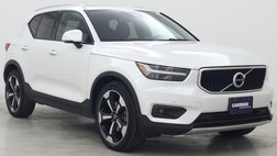 2022 Volvo XC40 T5 Momentum