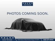 2023 Volvo XC40 B5 Ultimate Dark Theme