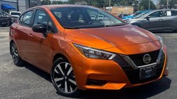 2022 Nissan Versa SR