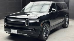 2025 Rivian R1S Adventure