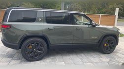 2022 Rivian R1S Launch Edition
