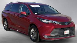 2023 Toyota Sienna XLE